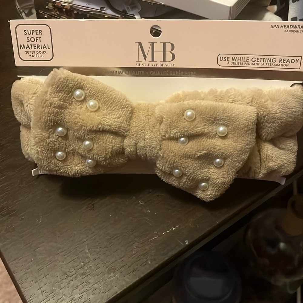 MB Beige Headband Set with Pearl Accents